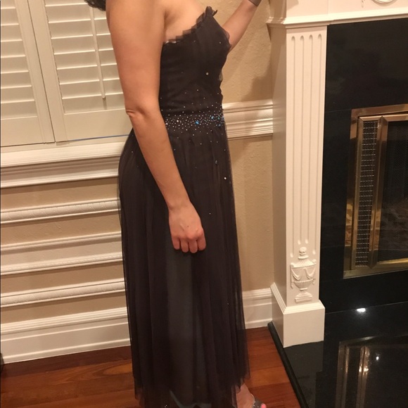 BCBG Max Azria gown - Picture 2 of 6